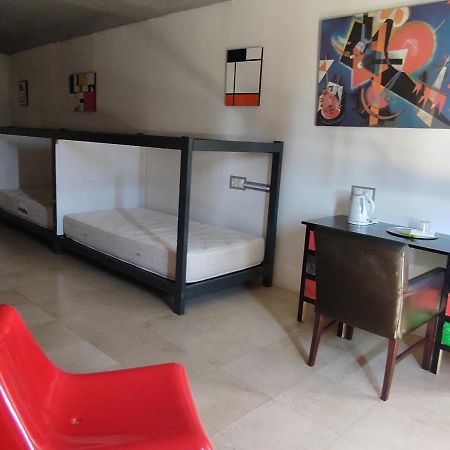 Hostel Puerto Algeciras Bagian luar foto