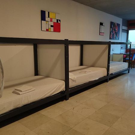 Hostel Puerto Algeciras Bagian luar foto