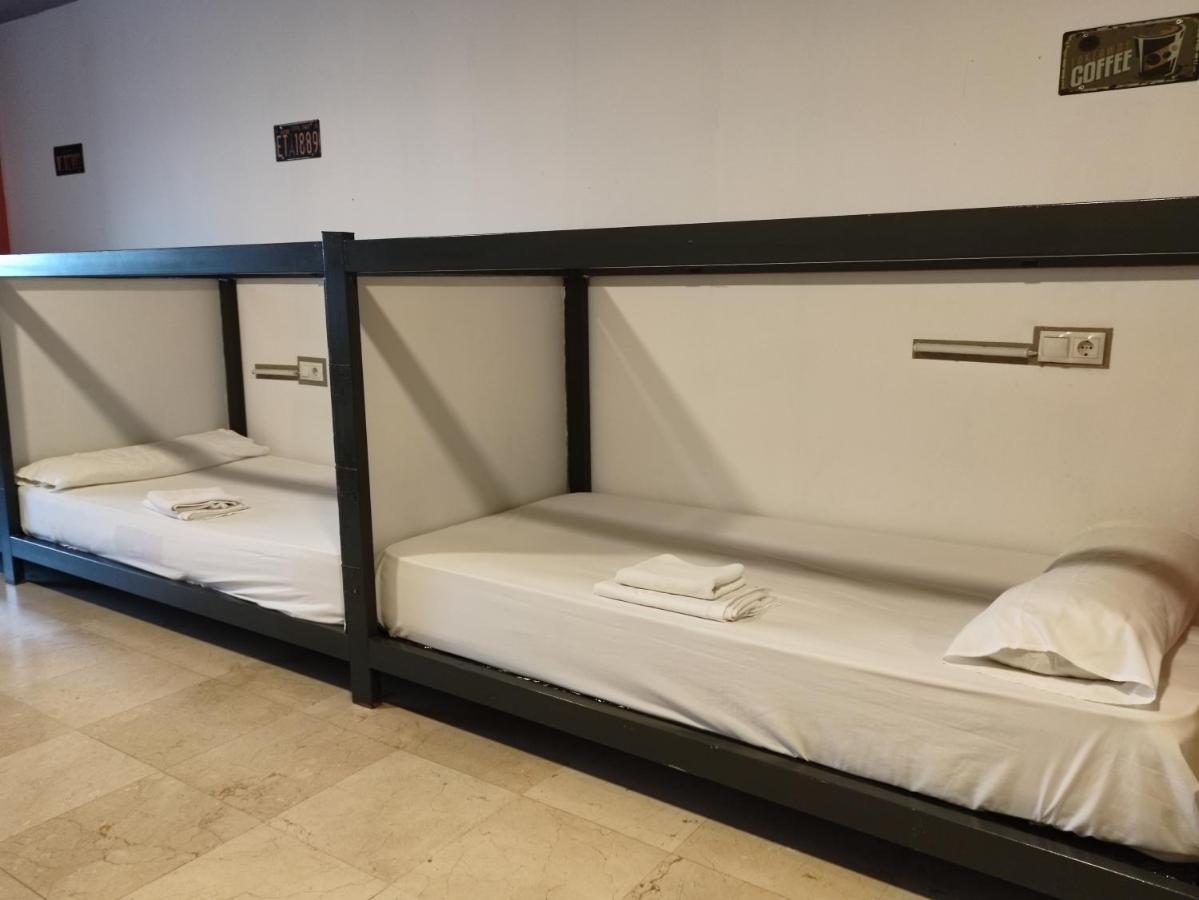 Hostel Puerto Algeciras Bagian luar foto