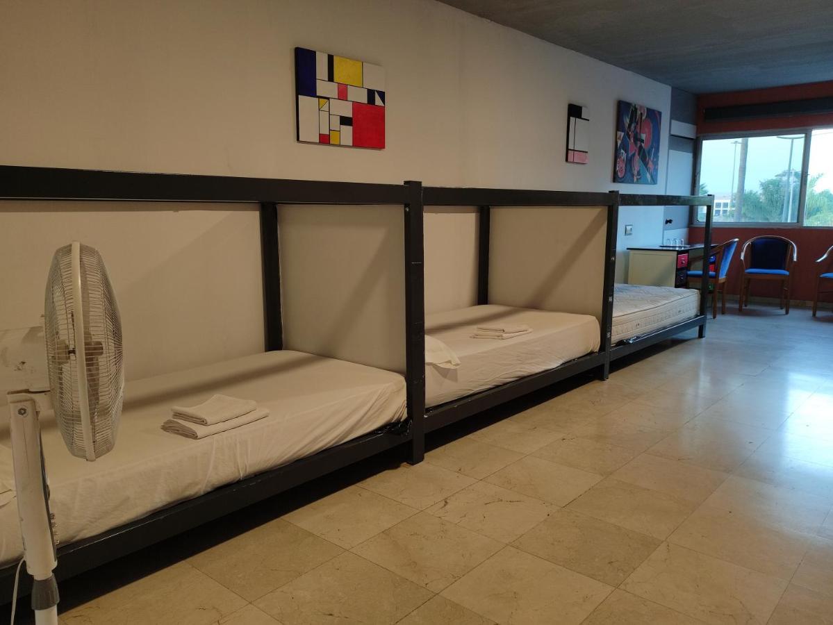 Hostel Puerto Algeciras Bagian luar foto