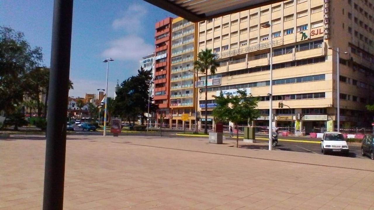 Hostel Puerto Algeciras Bagian luar foto